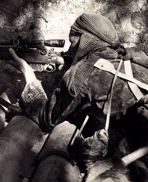 Hình ảnh chưa từng thấy về lính bắn tỉa trong Thế chiến II - ảnh 11