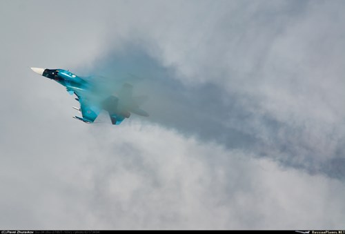 
Su-34 còn có khả năng tấn công nhiều mục tiêu cùng một lúc.
