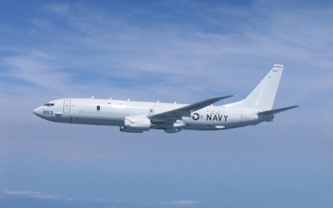 Trang mạng Sina cho hay, các máy bay P-8A Poseidon của phi đội Cáo điên đã dò ra và theo dõi một tàu ngầm của Trung Quốc đang di chuyển, và chụp ảnh, quay phim chúng. (Ảnh: máy bay P-8A)