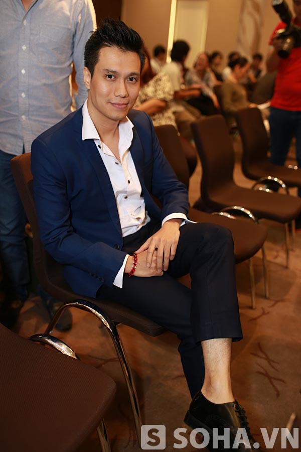 Diễn viên Chạy án Việt Anh hào hứng trước giờ chia sẻ dự án mới do anh làm nhà sản xuất.