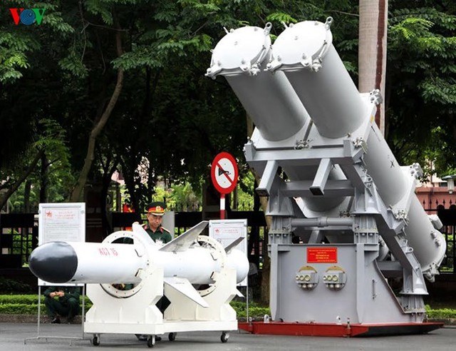 
Tên lửa chống hạm KCT 15 do Việt Nam sản xuất. Ảnh: VOV.

