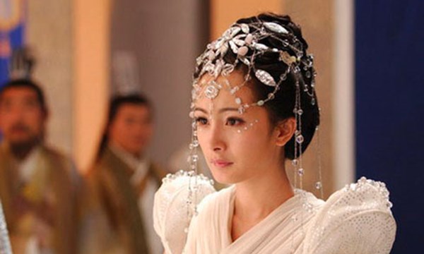 
Dương Mịch là nữ diễn viên từng rất thành công khi tái hiện lại hình ảnh mỹ nhân Vương Chiêu Quân (Ảnh minh họa).
