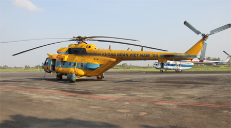 Trực thăng Mi-171 được phát triển từ trực thăng vận tải Mi-8 nhưng được trang bị động cơ mạnh hơn và bố trí cạnh quạt đuôi ở bên trái thay vì bên phải như ở Mi-8.