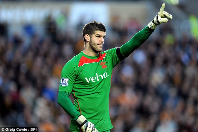 Forster đang là thần hộ mệnh của Southampton