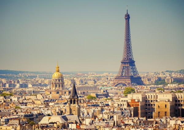 Paris của ngày hôm nay là một trong những thành phố thơ mộng nhất thế giới.