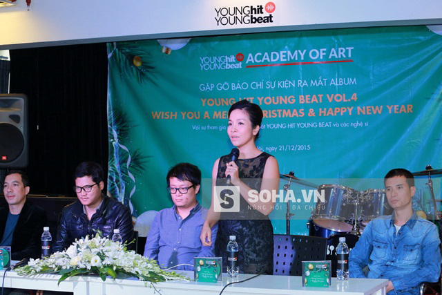 
Chia sẻ với báo chí, Mỹ Linh cho biết album Vol.4 của Young hit Young beat bao gồm 12 ca khúc được tuyển chọn trong album mang chủ đề Giáng sinh và năm mới cùng lời chúc an lành của nhà sản xuất đến khán giả.
