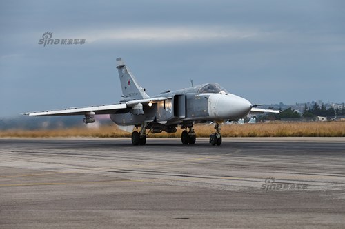 
Cường kích - ném bom Su-24
