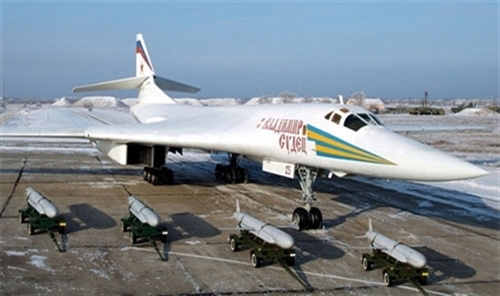 
Máy bay ném bom chiến lược Tu-160 Thiên nga trắng.
