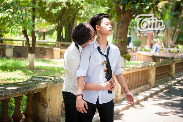Bộ ảnh kỷ yếu tình trai vui độc lạ của teen Quang Trung