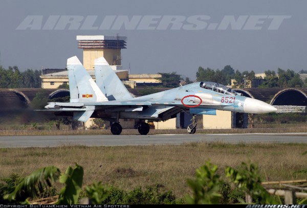 Ngoài ra, pháo GSh-301 còn xuất hiện trên máy bay chiến đấu MiG-29, Yak-141 và một số máy bay do Trung Quốc tự phát triển.