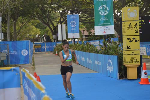 Thanh Phúc bảo vệ thành công chức vô địch ở nội dung đi bộ 20km nữ.