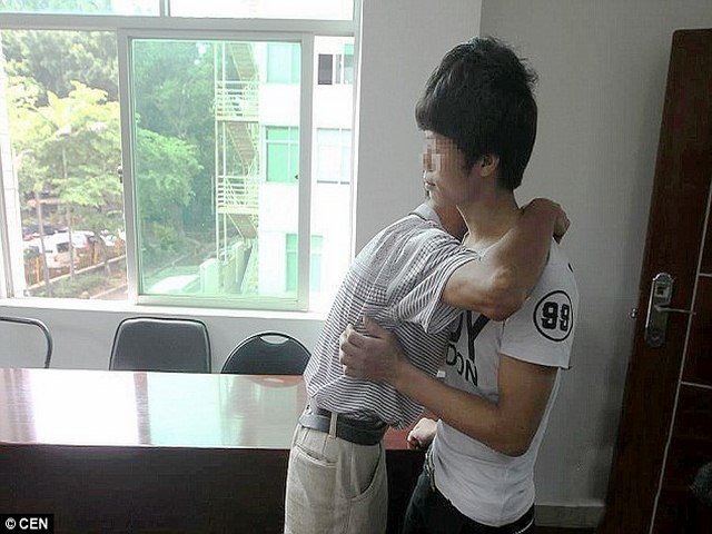 Tôn Vĩ bị bắt cóc từ năm 4 tuổi và bán sang một gia đình mới ở miền Nam Trung Quốc cách nhà 2.200km.
