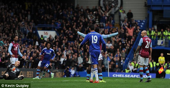 
Diego Costa nổ súng giúp Chelsea chiến thắng.
