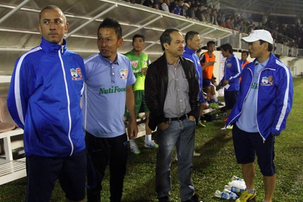 
Hết lo lắng cho đội một HAGL thi đấu yếu kém tại V-League, lúc này bầu Đức còn phải lo cho cả lứa năng khiếu bị Phú Yên thải loại.
