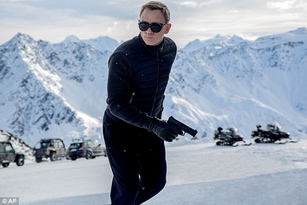 
Diễn viên Daniel Craig trong vai Điệp viên 007 ở bộ phim mới.
