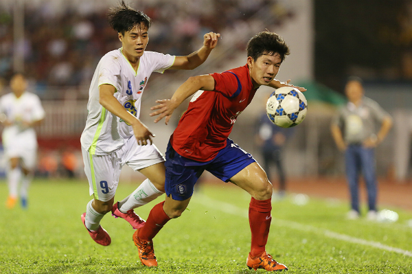 
U21 Việt Nam và U21 Myanmar đều đã thua U19 Hàn Quốc lần lượt 0-1 và 0-2.
