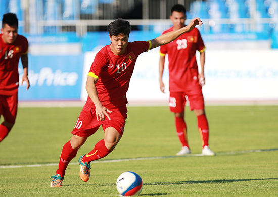 
Những cú sút phạt của Công Phượng là vũ khí lợi hại cho U23 Việt Nam.
