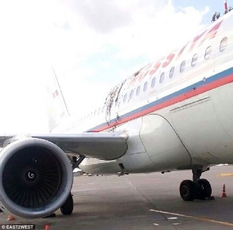 Chuyến bay của Hãng Rossiya bị hoãn khoảng một giờ. (Ảnh: DailyMail)