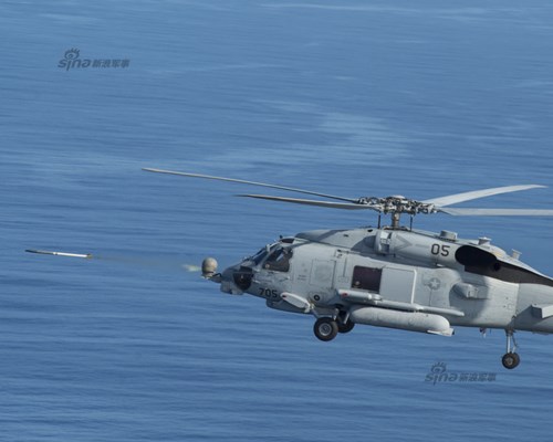 
MH-60R Seahawk là một trong những dòng trực thăng đa nhiệm tân tiến nhất thế giới hiện nay, được thiết kế để vận hành trên các khinh hạm, khu trục hạm, tuần dương hạm và tàu sân bay. Hiện MH-60R Seahawk được biên chế trên tàu sân bay USS John C. Stennis của Hải quân Mỹ.
