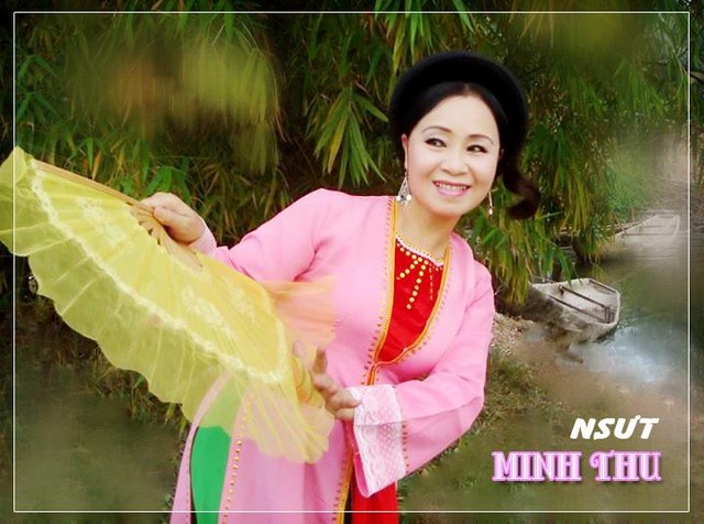 Nghệ sĩ Minh Thu được hầu hết người trong nghề đánh giá là con chim đầu đàn của ngành chèo. Tuy nhiên, ông Bùi Đắc Sừ lại cho rằng, bà diễn xạo, hình thức không phù hợp nên chỉ xứng là NSUT