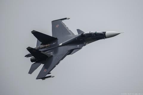 
Su-30SM của Nga bay trình diễn

