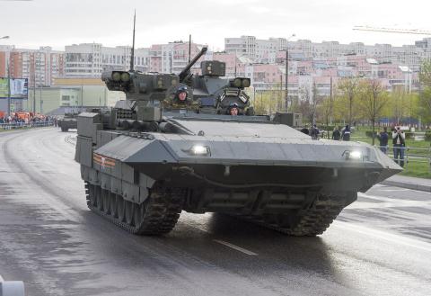 Xe chiến đấu T-15 Armata.