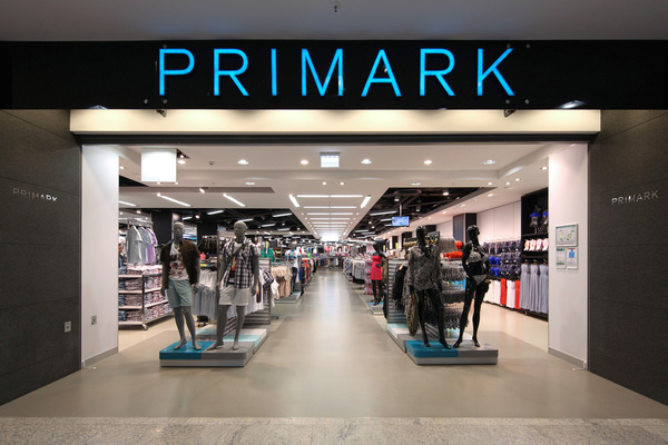 
Cửa hàng quần áo Primark ở Anh, nơi phát hiện ra bức thư bí ẩn.
