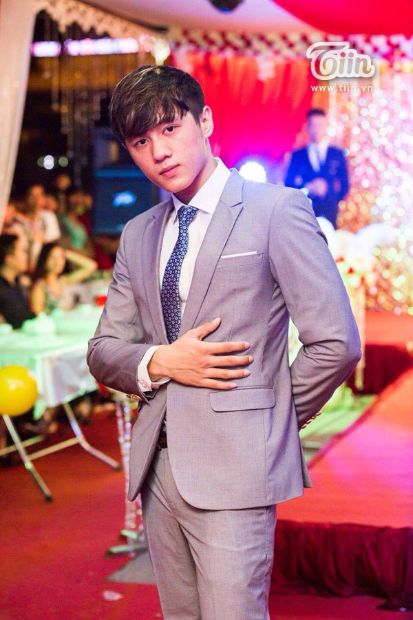 Duy Anh trong 1 show diễn