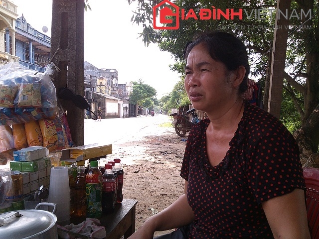 Bà Hải, sống trong một gia đình 10 người con và 7 người không biết chữ.