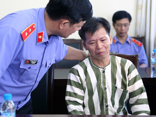 Ông Nguyễn Thanh Chấn tại trại giam Vĩnh Quang (tỉnh Vĩnh Phúc) trước khi được trả tự do ngày 4-11-2013 sau hơn 10 năm tù oan với án chung thân về tội Giết người