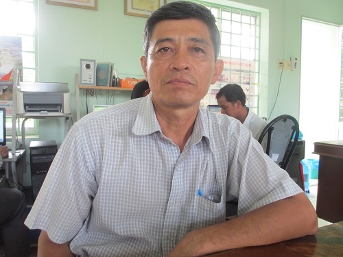 
Ông Phạm Hoàng Dũng, Phó trưởng phòng Chăn nuôi thủy sản (trung tâm Khuyến nông Khuyến ngư tỉnh Đồng Tháp) đang trao đổi với PV.
