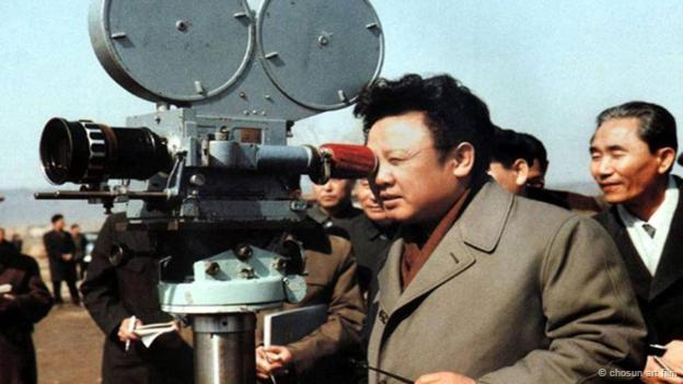 
Ông Kim Jong-il có niềm đam mê lớn với điện ảnh: Nguồn: Chosun Art Film
