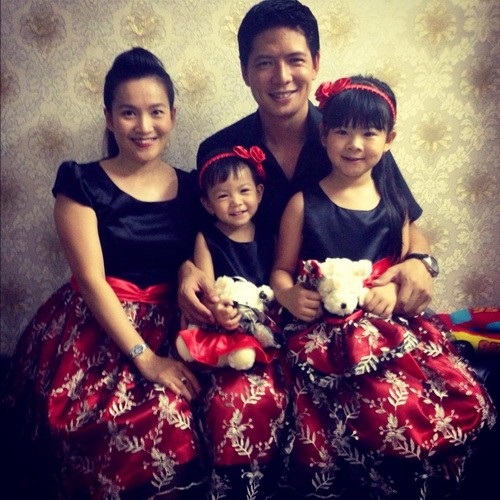 
Gia đình hạnh phúc của Bình Minh-Anh Thơ
