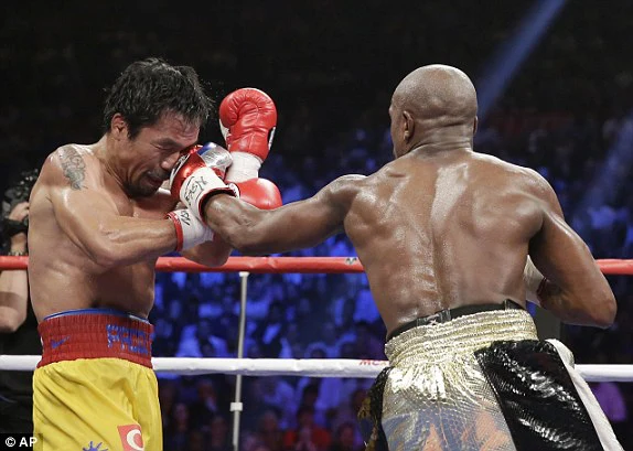 Mayweather đang tiến gần đến chiến thắng