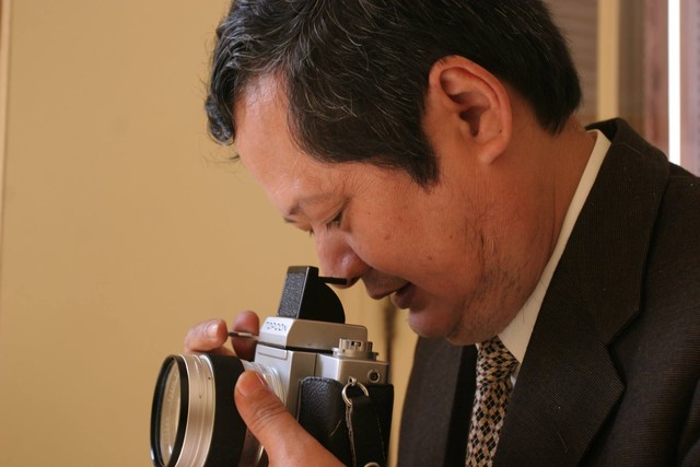 Ngoài mê máy hát cổ, lúc sinh thời nhạc sĩ An Thuyên còn mê chụp ảnh.