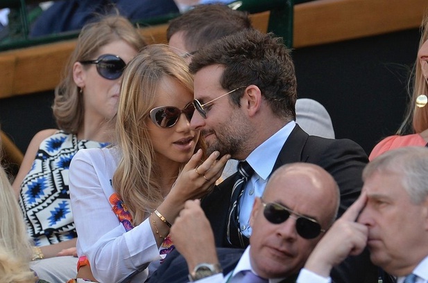 Bradley Cooper thời còn mặn nồng bên siêu mẫu Suki Waterhouse