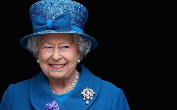 
Tuy là người phụ nữ quyền lực nhất Vương Quốc Anh, Nữ hoàng Elizabeth II lại không sở hữu quá nhiều tài sản.
