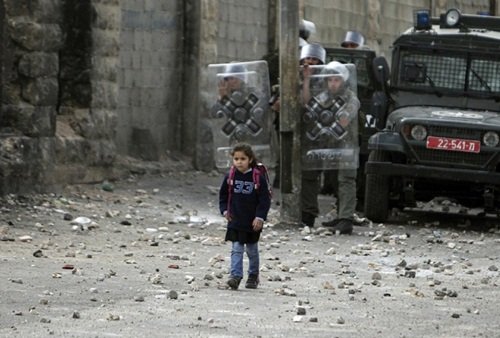 
Vượt bom đạn đi học ở Jerusalem
