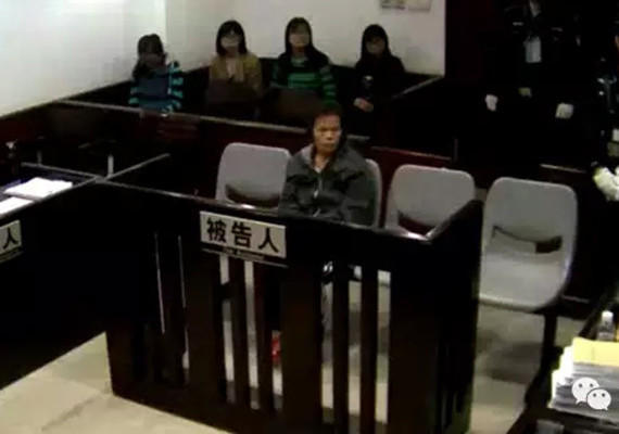 
Bị cáo Hà Thiên Đới tại tòa án.
