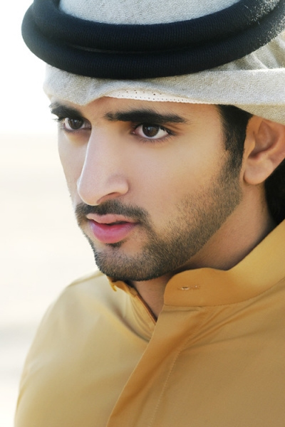 Hoàng tử đẹp trai, siêu giàu của Hoàng thân Dubai