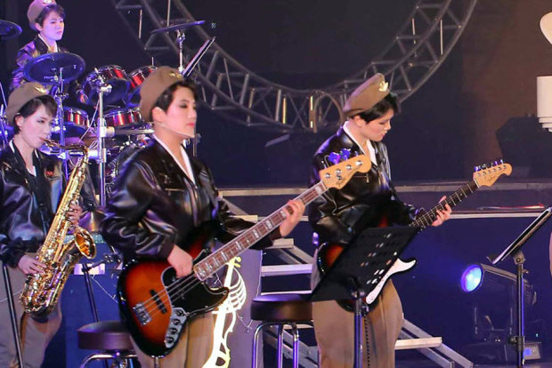 
Nhóm nhạc Moranbong biểu diễn tại Bình Nhưỡng vào năm 2014. Ảnh: Getty
