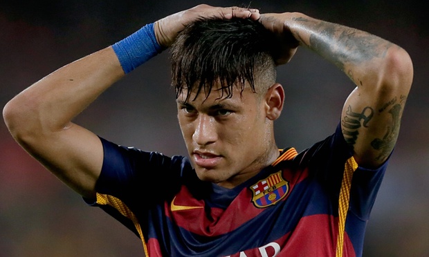 
Neymar từng gặp nhiều khó khăn ở Barca.

