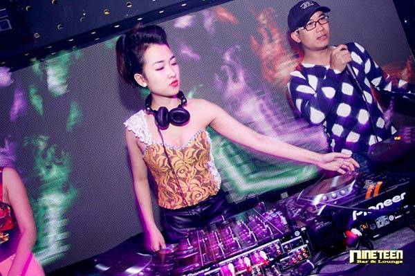 Những nữ DJ nóng bỏng sexy quyến rũ từng ánh nhìn