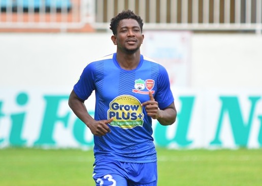 Sanogo Moussa, một trong những nổi thất vọng mang tên ngoại binh của HAGL tại V-League 2015.