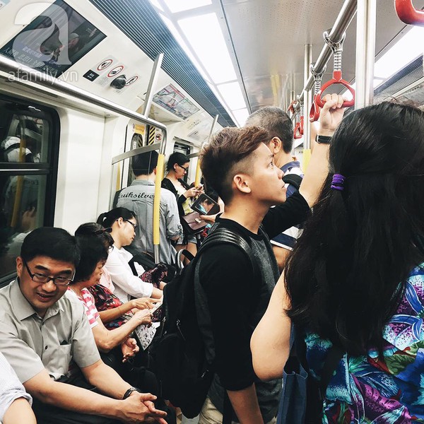 MTR rất dễ dùng, nên sử dụng để tiết kiệm tiền và khám phá nhịp sống Hong Kong.