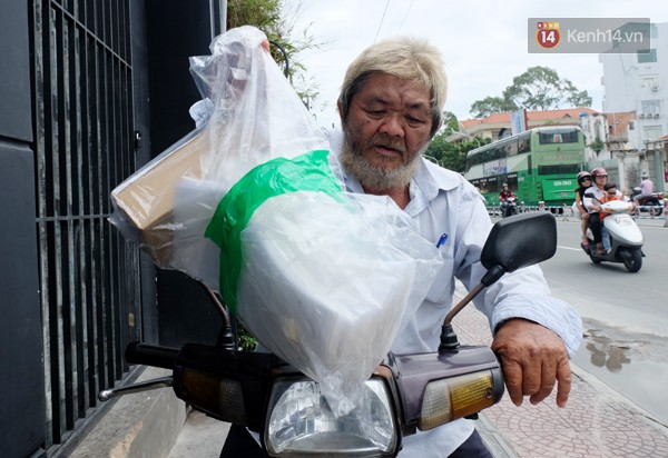 
Nghề vận chuyển đối với cụ cũng có nhiều chuyện thú vị đáng để làm, quan trọng hơn là có cái nghề nuôi sống bản thân.
