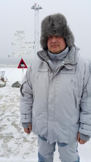 Phó Thủ tướng Rogozin sau đó đến Bắc cực. Ảnh: Twitter