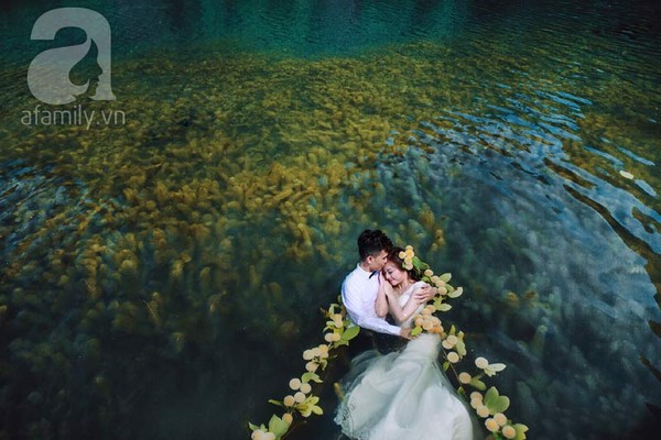 Ảnh cưới dưới nước