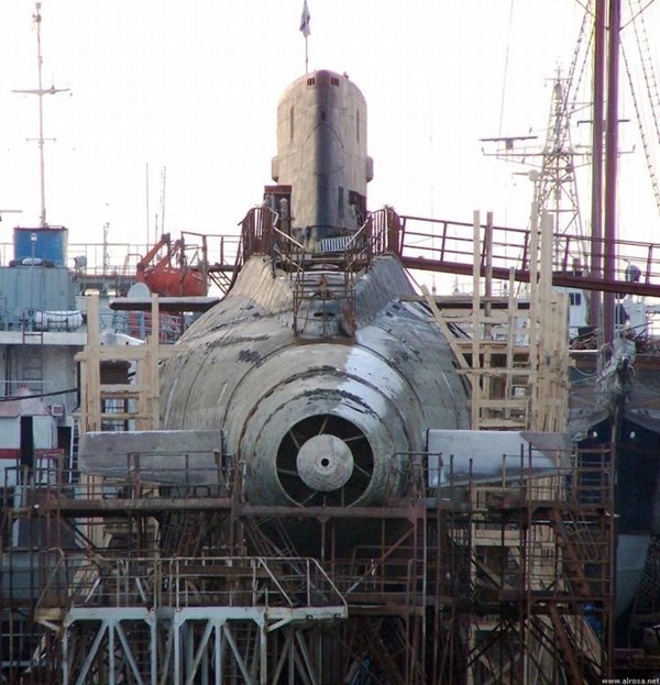 Với tình trạng của 2 tàu ngầm kể trên, sẽ là không quá nếu như nói rằng trong suốt 5 năm qua từ năm 2009 đến trước khi Nga sáp nhập Crimea, Hạm đội Biển Đen không có tàu ngầm trực chiến tại vùng biển trọng yếu này. Sau khi sáp nhập Crimea, Nga đã ráo riếng tăng cường sức mạnh cho Hạm đội Biển Đen, đặc biệt là bổ sung các tàu ngầm thế hệ mới.