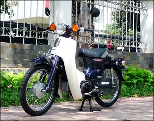 Super Cub 81 kim vàng giọt lệ